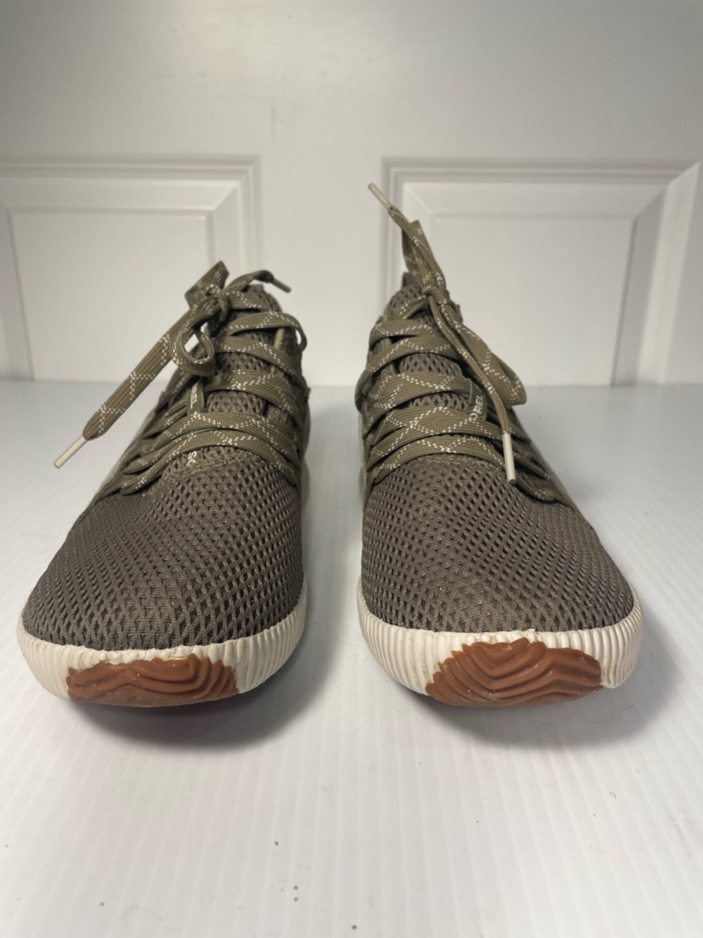 Sorel Women’s Out and About Waterproof Lace Sneakers Size 8 Olive Green Mesh - Picture 10 of 10